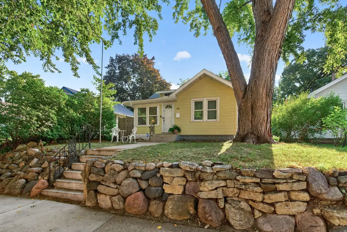 4408 Russell Avenue N, Minneapolis, MN 55412 - #1