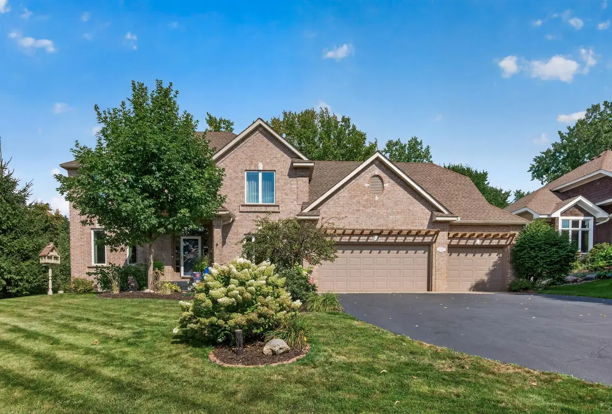 10817 Cambridge Court, Burnsville, MN 55337 - #1