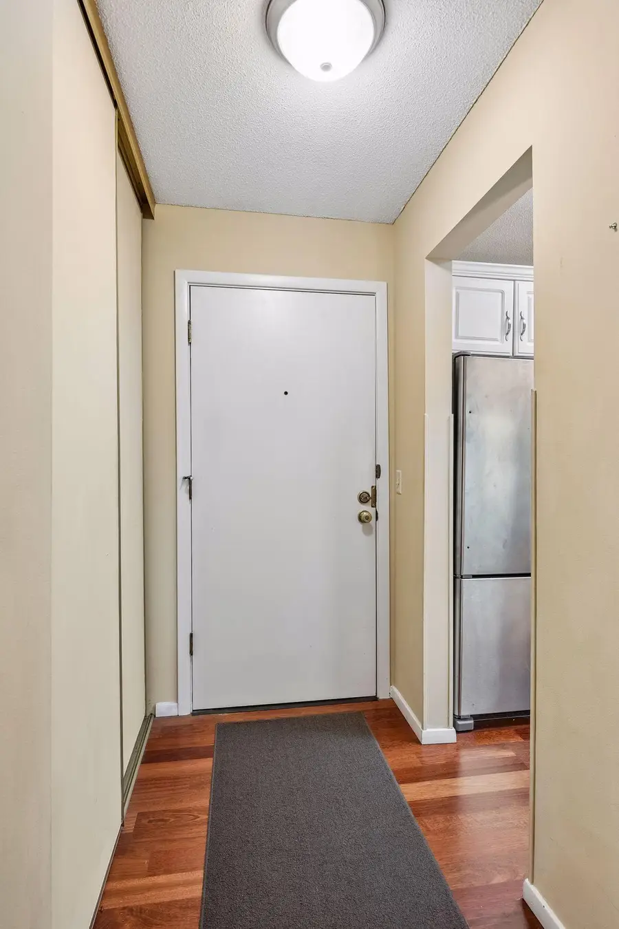 215 Barry Avenue S #217, Wayzata, MN 55391 - #2