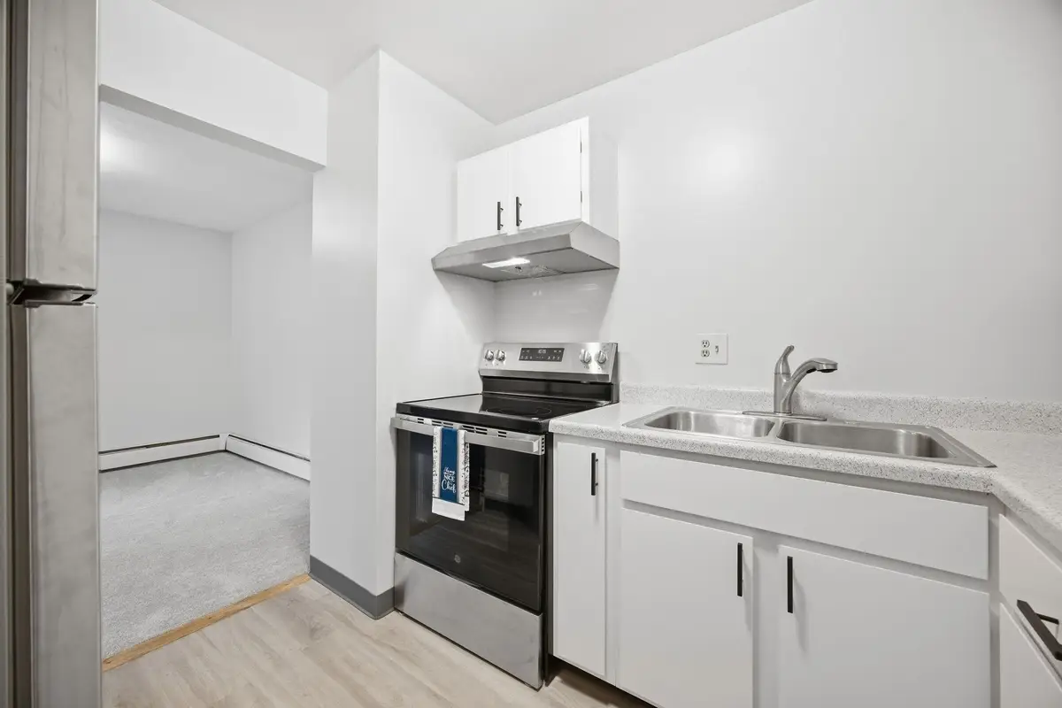 8242 Freemont Avenue S #B, Bloomington, MN 55420 - #1