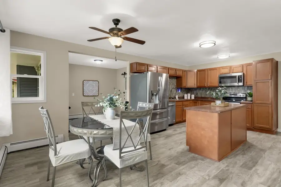 406 18th Street W, Hastings, MN 55033 - #2