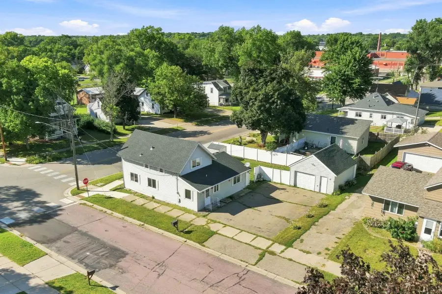 1201 2nd Avenue Nw, Faribault, MN 55021 - #3