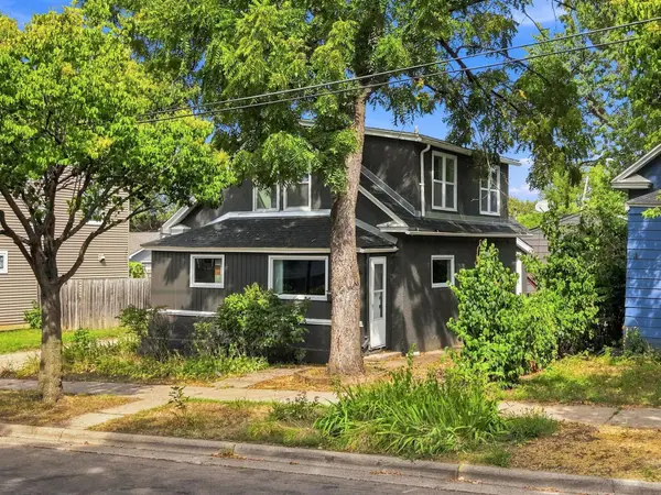 483 Lawson Avenue W, Saint Paul, MN 55117