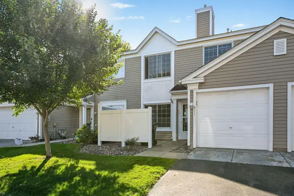1883 121st Lane Nw #911, Coon Rapids, MN 55448