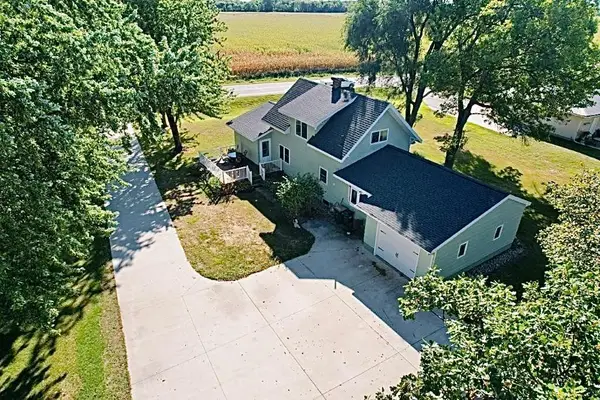 21677 County Road 197, Belgrade, MN 56312