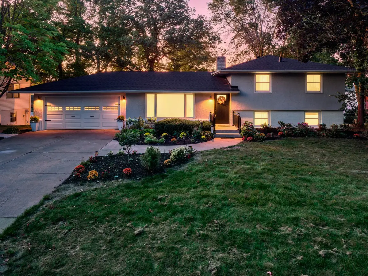 11325 Interlachen Road, Chisago City, MN 55013 - #1