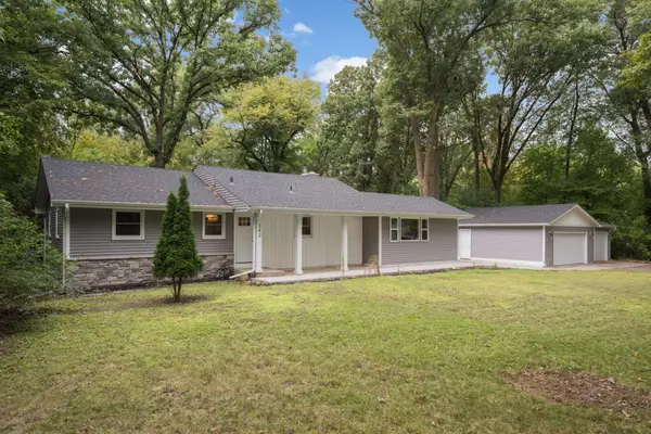 342 Kenmar Circle, Minnetonka, MN 55305