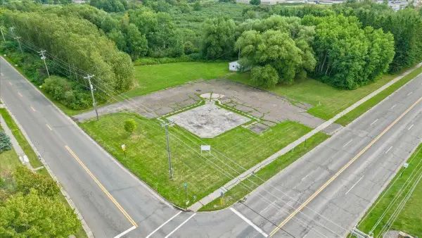 2 N 21st Street E, Superior, WI 54880