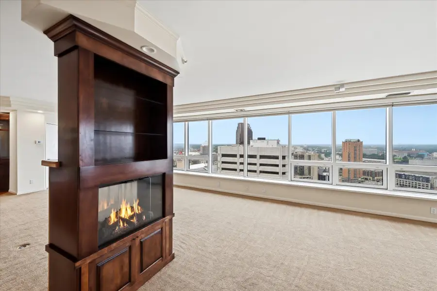 168 6th Street E #3501/3506, Saint Paul, MN 55101 - #3
