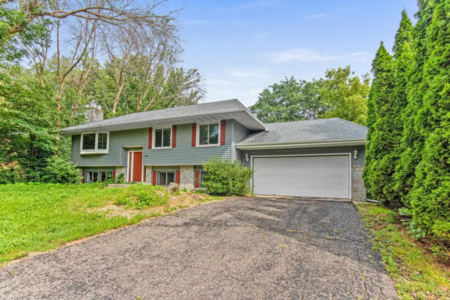 2400 E 125th Street, Burnsville, MN 55337 - #2