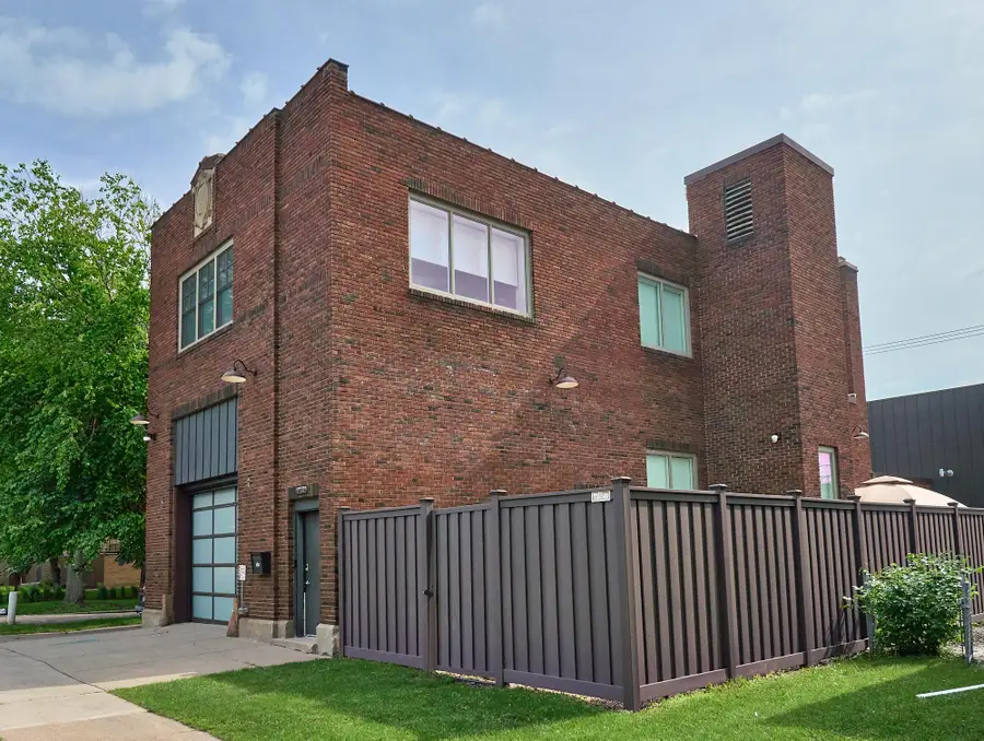 1290 Snelling Avenue N, Saint Paul, MN 55108 - #2