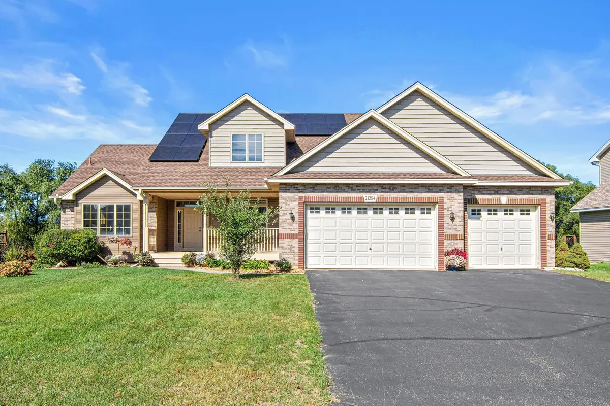 21394 Queen Court Nw, Elk River, MN 55330 - #1