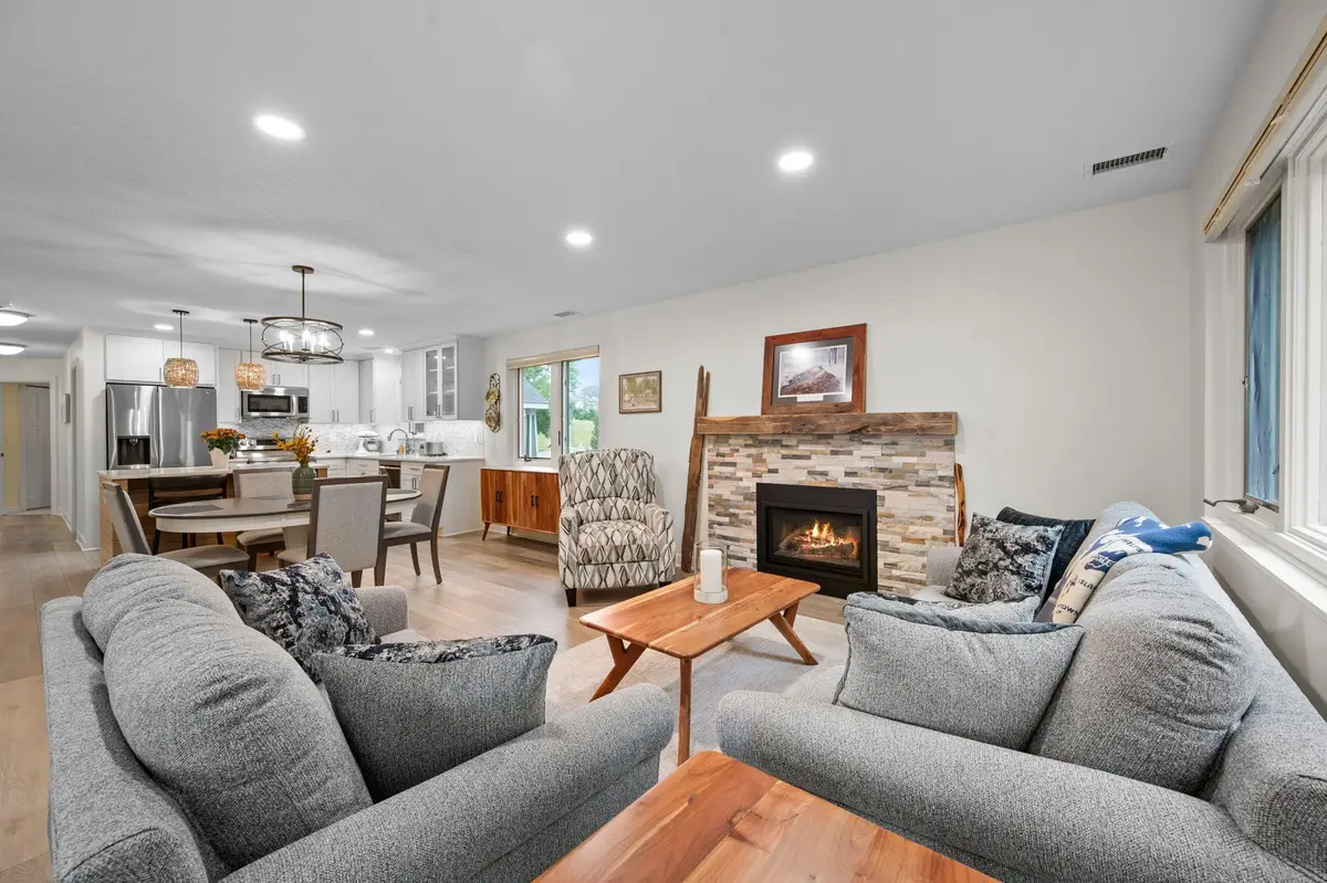 2670 Commerce Boulevard #102, Mound, MN 55364 - #1