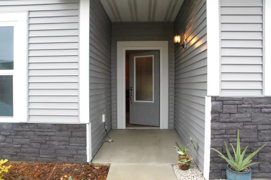 511 Valley Drive W, Annandale, MN 55302 - #3