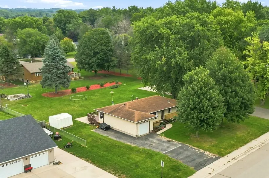 1463 Glynview Trail, Faribault, MN 55021 - #2
