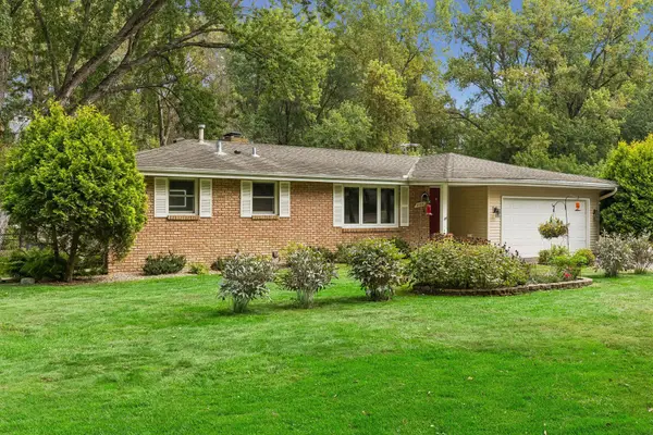 6000 Goldenrod Lane N, Plymouth, MN 55442