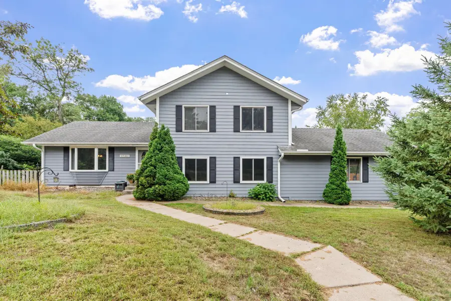 17161 S Shore Lane, Eden Prairie, MN 55346 - #2