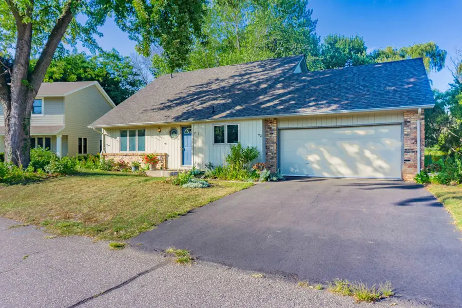 110105 Arboretum Way, Chaska, MN 55318 - #3