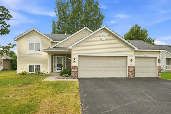 10693 Karston Avenue Ne, Albertville, MN 55301