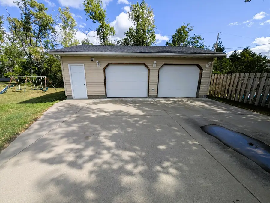 216 Stoner Avenue Se, Bemidji, MN 56601 - #2