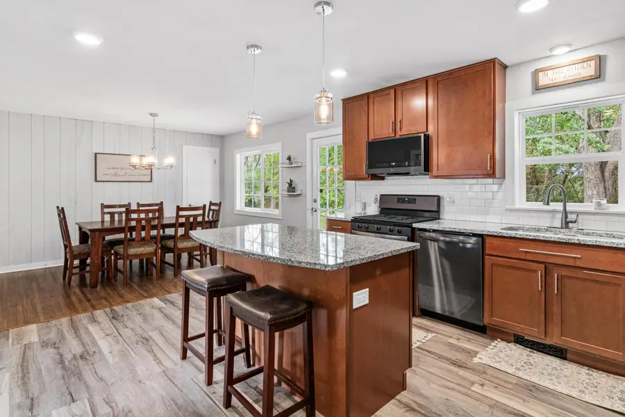 2439 53rd Street E, Inver Grove Heights, MN 55076 - #3