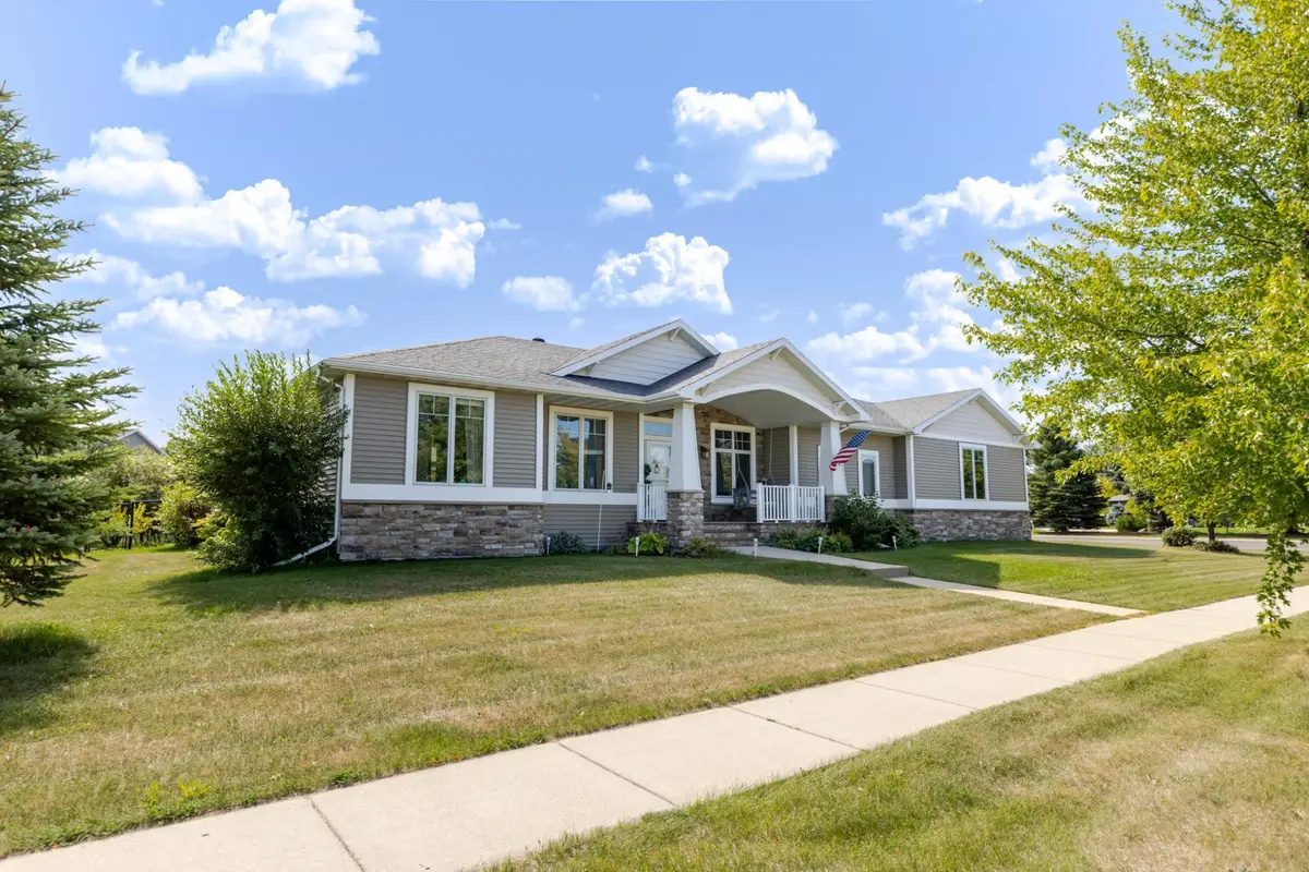 3847 43rd Avenue S, Moorhead, MN 56560 - #1