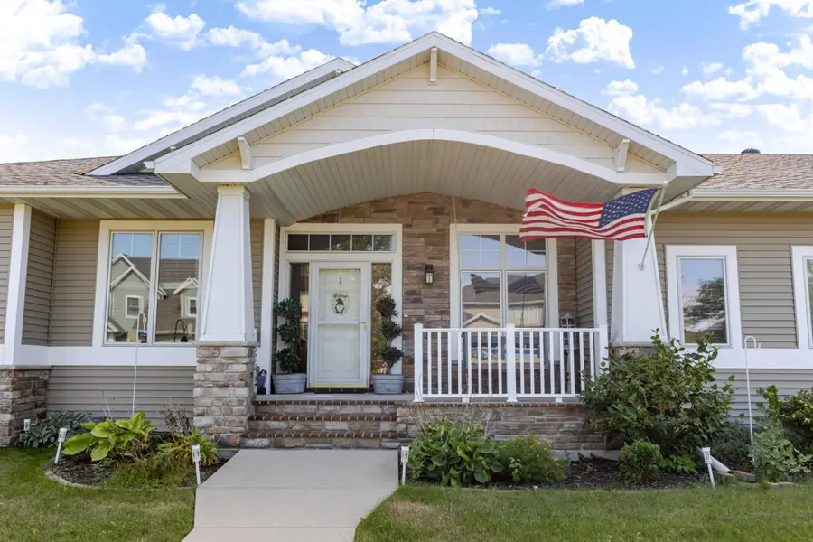 3847 43rd Avenue S, Moorhead, MN 56560 - #3