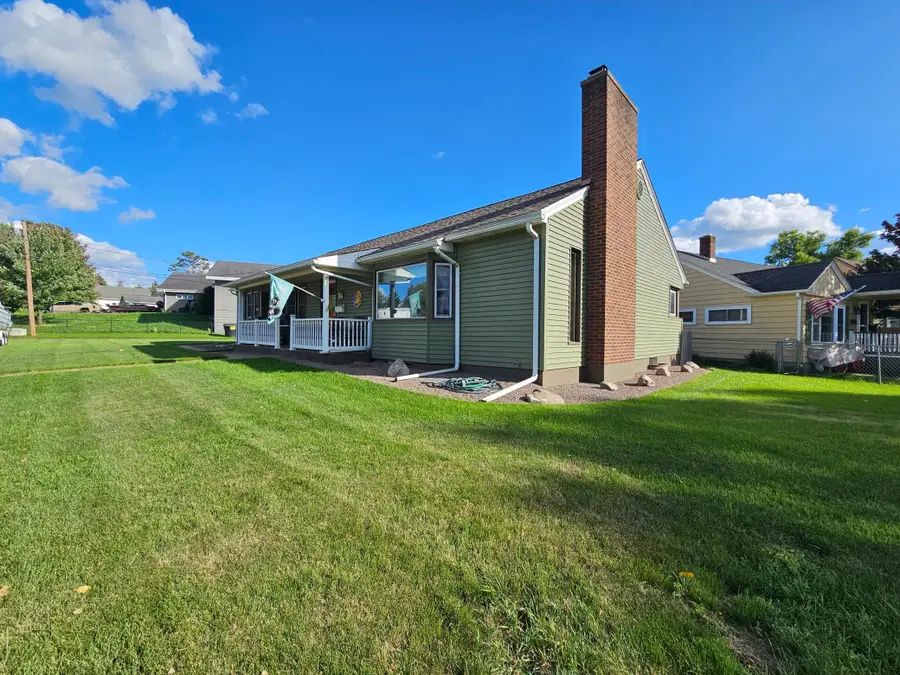 620 8 1/2 Street S, Virginia, MN 55792 - #2