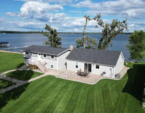 20337 Oakland Beach Road, Detroit Lakes, MN 56501