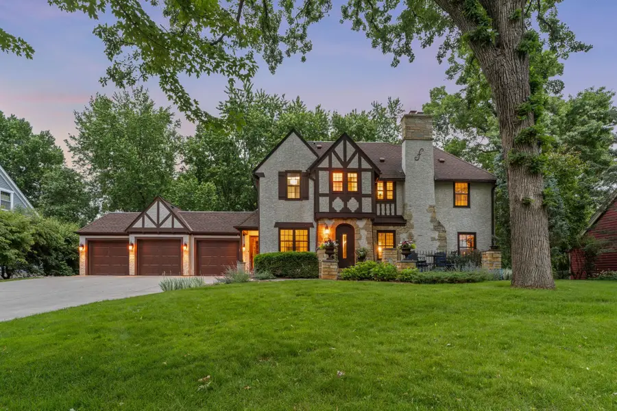 249 Hawthorne Road, Hopkins, MN 55343 - #2
