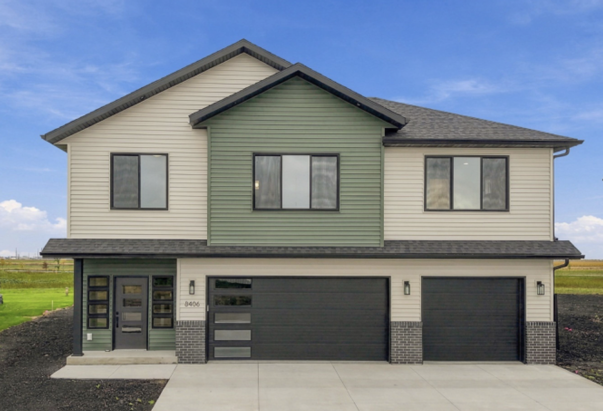 8406 61st Street S, Horace, ND 58047 - #1