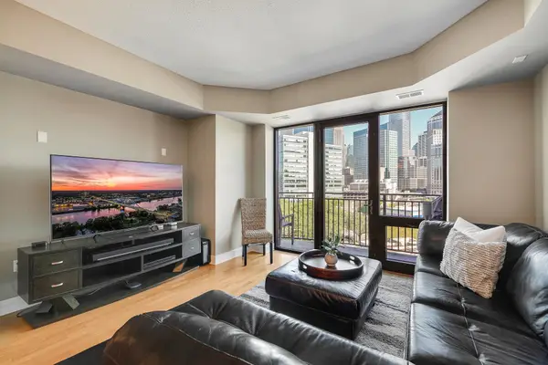 500 E Grant Street #709, Minneapolis, MN 55404