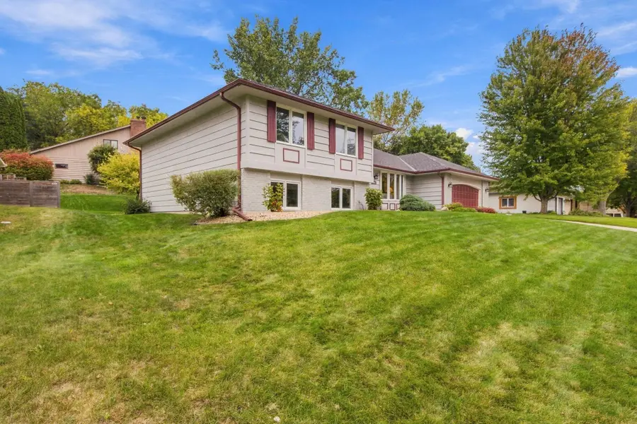 9235 Hyland Creek Road, Bloomington, MN 55437 - #3