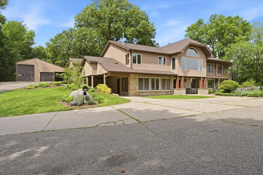 10129 Eden Prairie Road, Eden Prairie, MN 55347 - #3