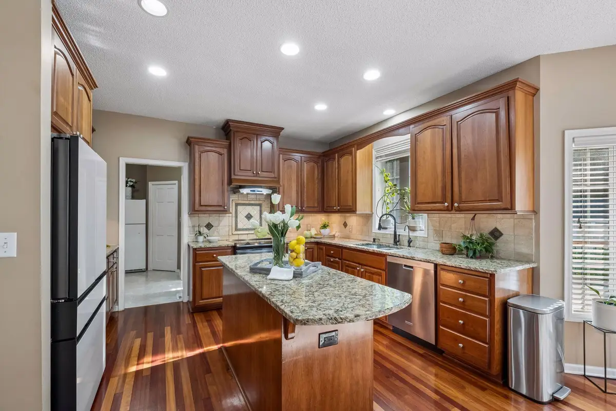 15016 Viewcrest Lane, Burnsville, MN 55306 - #1