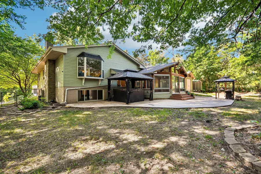767 Eldridge Avenue E, Maplewood, MN 55117 - #2