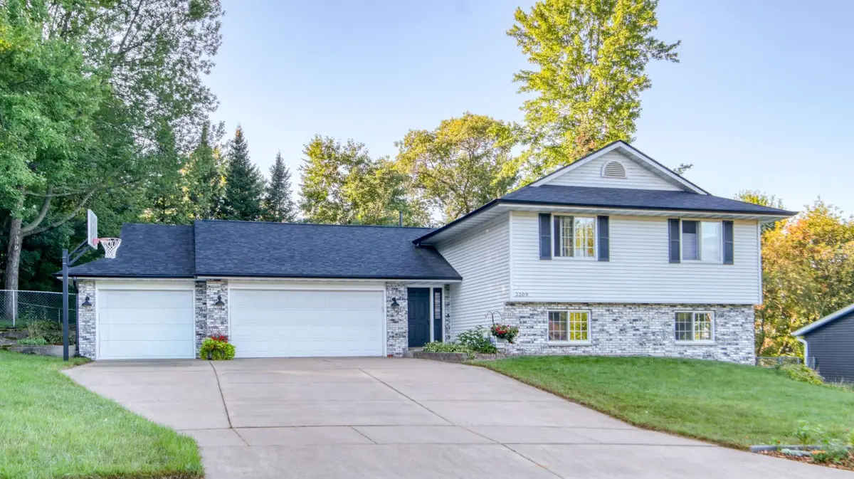 3309 S Pointe Court, Eau Claire, WI 54701 - #1