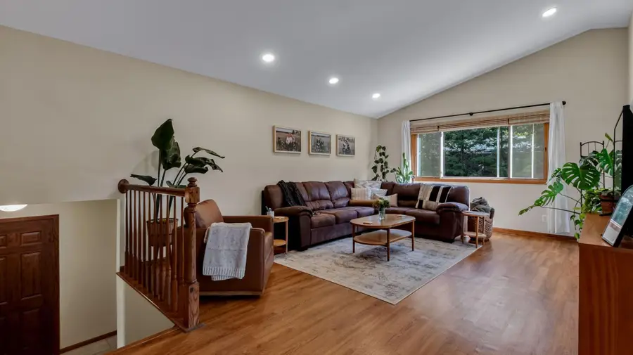 3309 S Pointe Court, Eau Claire, WI 54701 - #3