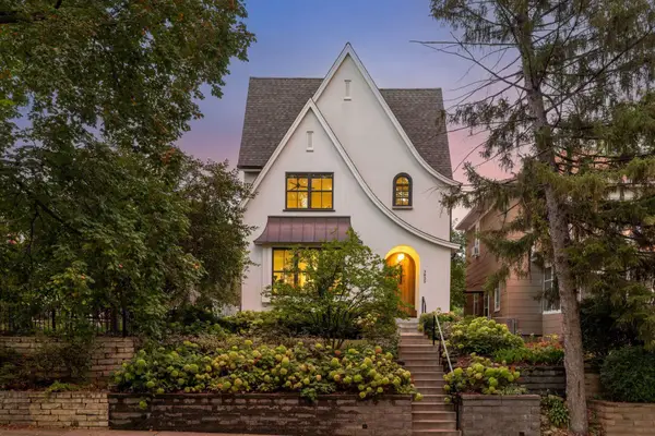 3835 Thomas Avenue S, Minneapolis, MN 55410
