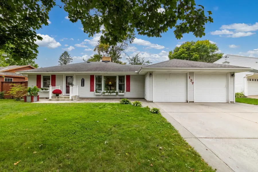 137 N Morningside Drive, Le Sueur, MN 56058 - #2
