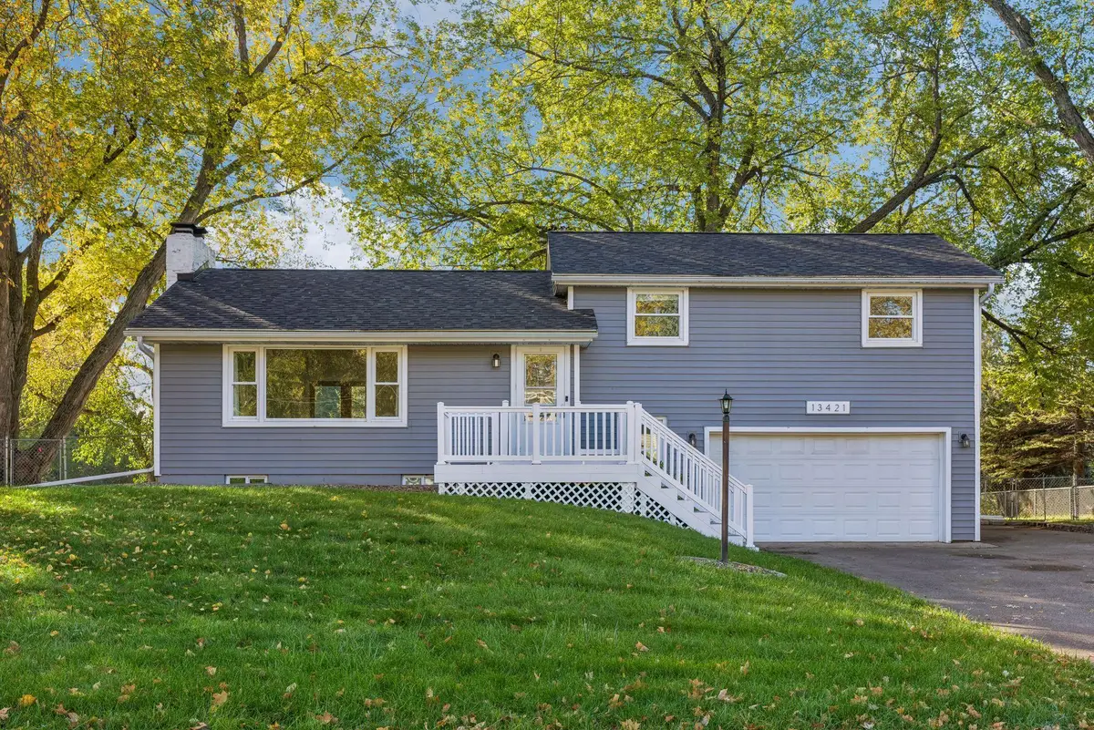 13421 Arthur Street W, Minnetonka, MN 55305 - #1