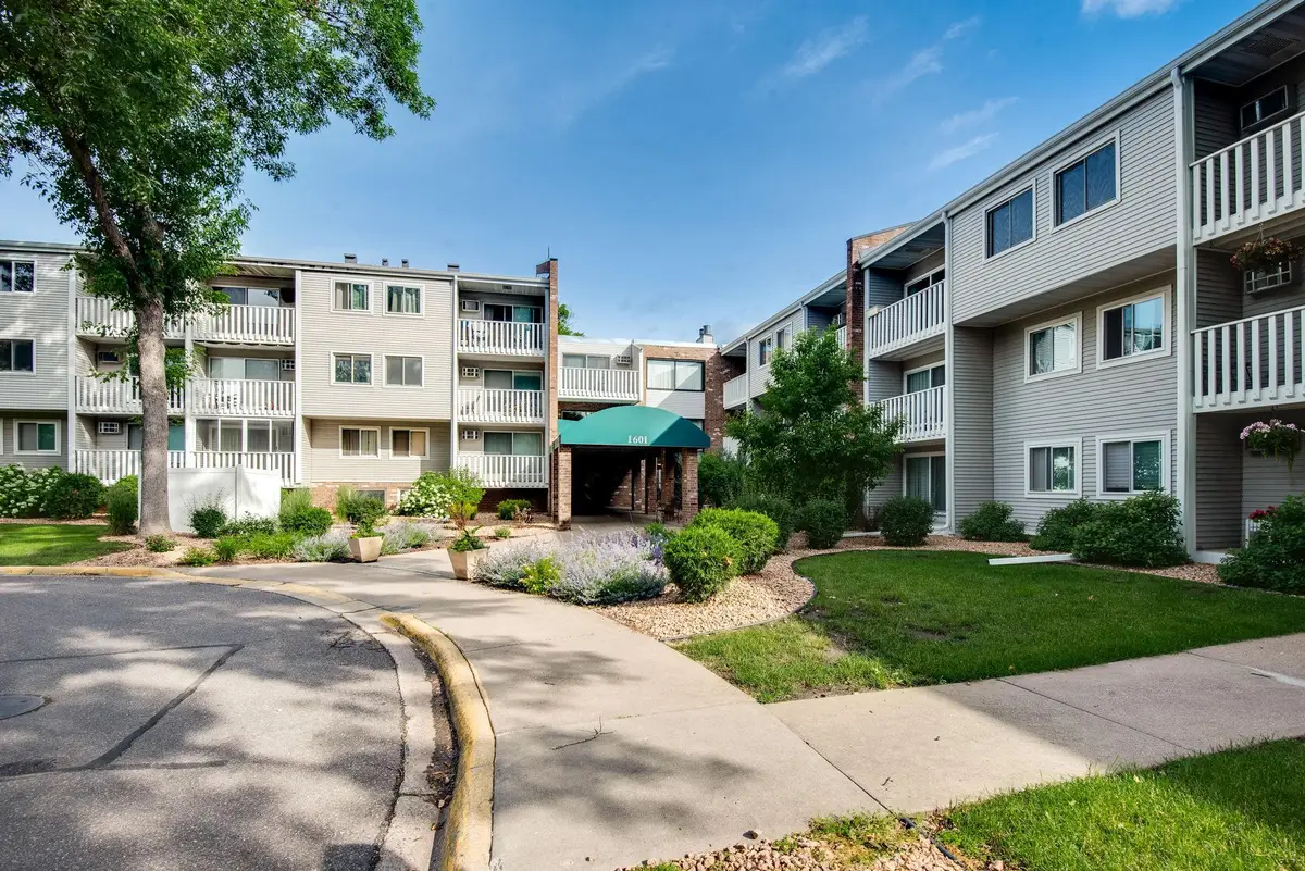 1601 N Innsbruck Drive #278NE, Fridley, MN 55432 - #1