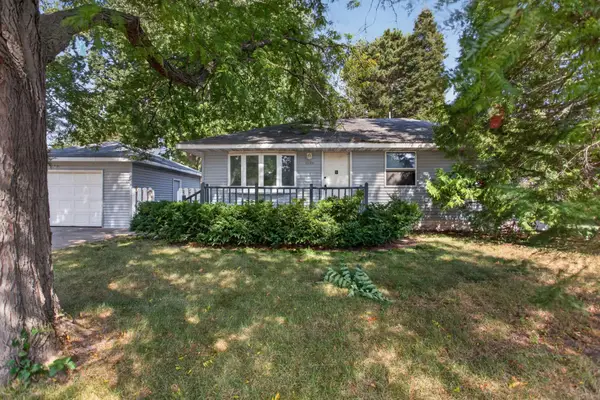 1699 Oakwood Drive, Shoreview, MN 55126