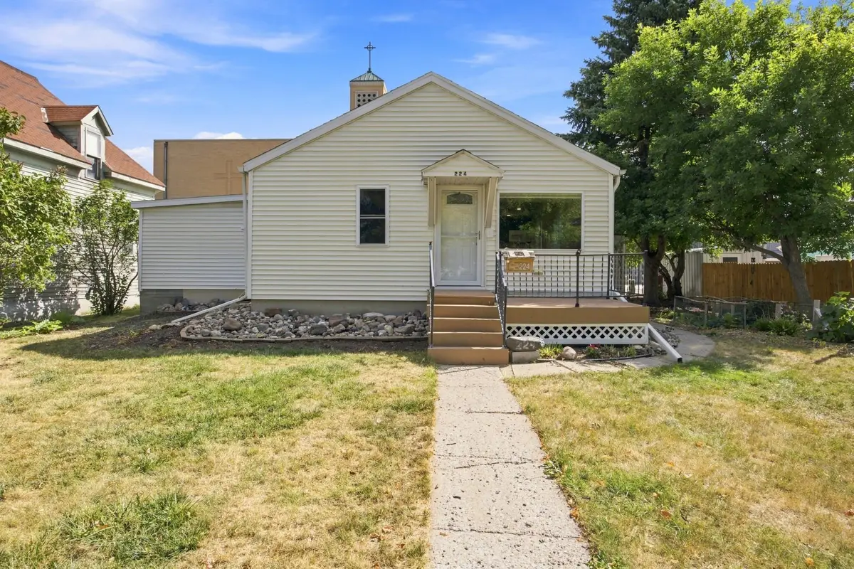 224 3rd Street N, Breckenridge, MN 56520 - #1