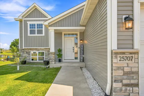 25707 Euclid Avenue, Wyoming, MN 55092