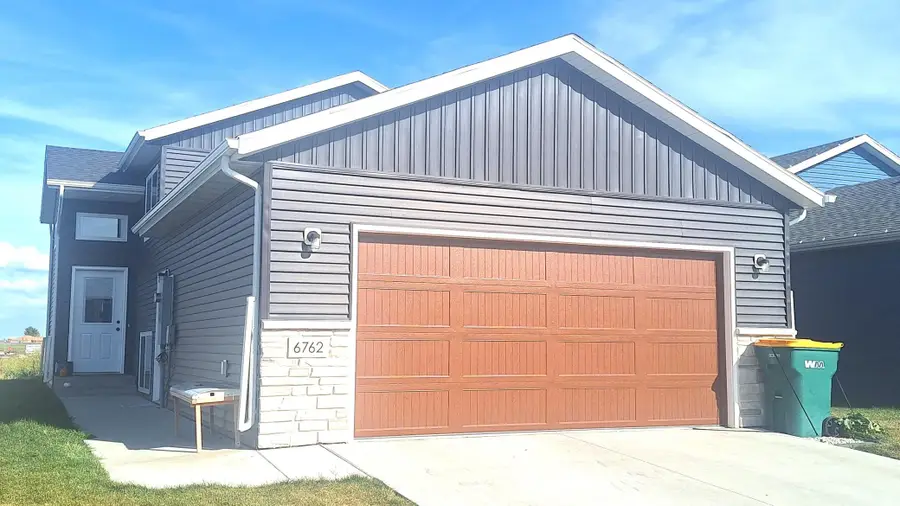6762 Joseph Street, Horace, ND 58047 - #2