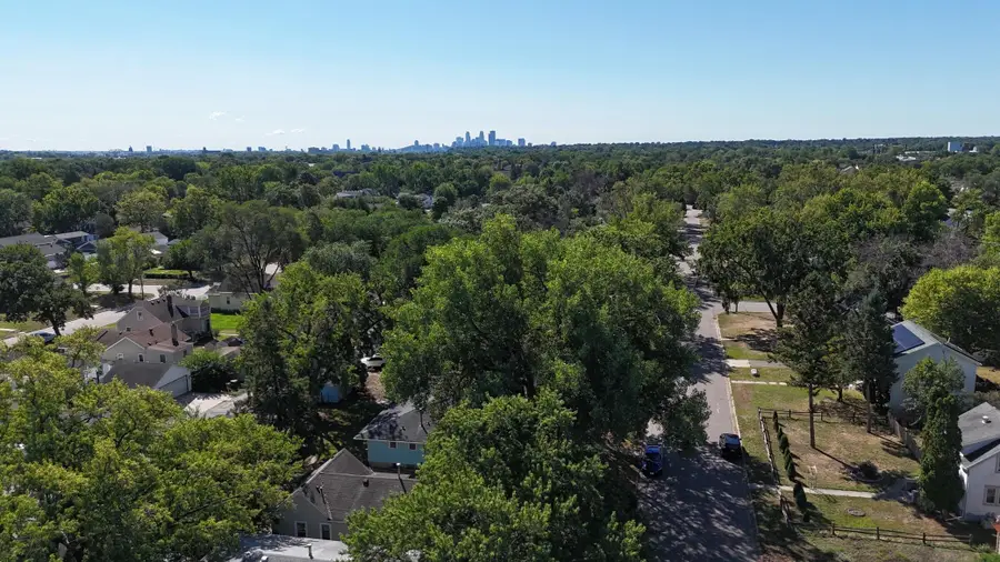 5418 Girard Avenue N, Brooklyn Center, MN 55430 - #3