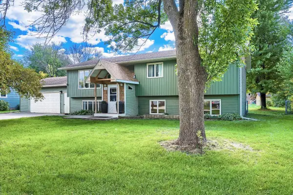 311 Dakota Street W, Vermillion, MN 55085