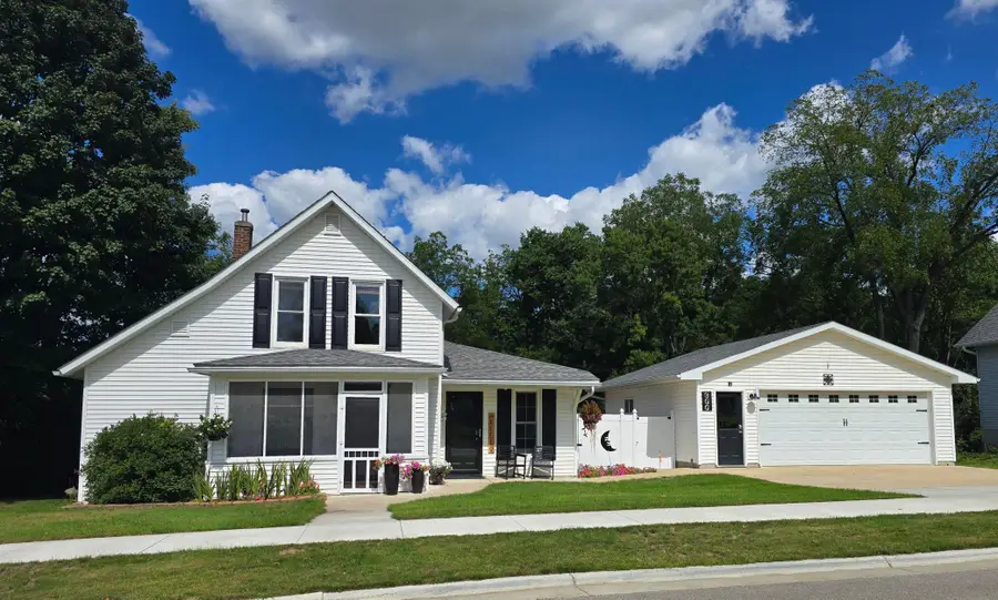 300 Kirkwood Street E, Lanesboro, MN 55949 - #2