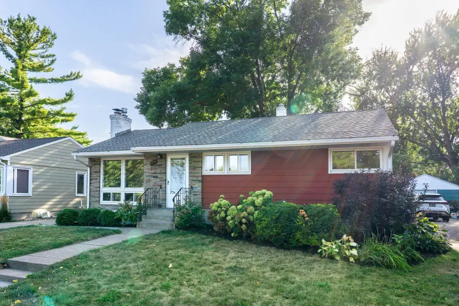 1253 Saint Paul Avenue, Saint Paul, MN 55116 - #2
